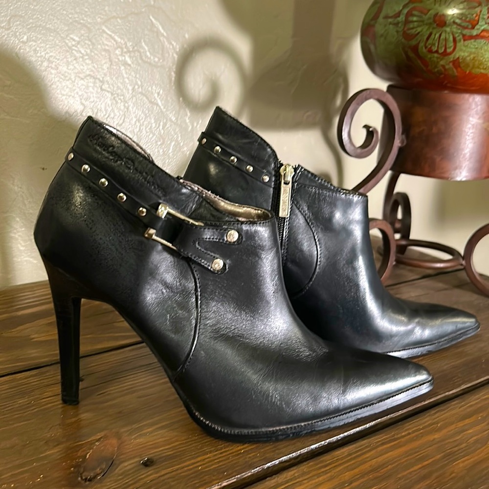 Harley Davidson heeled ankle black leather booties, size 9.5  SEXY
